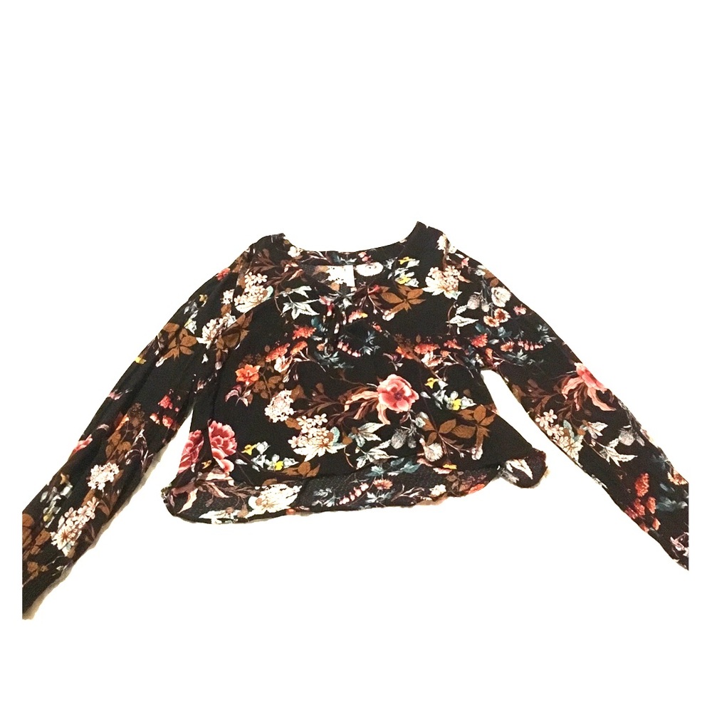 Long sleeve crop top